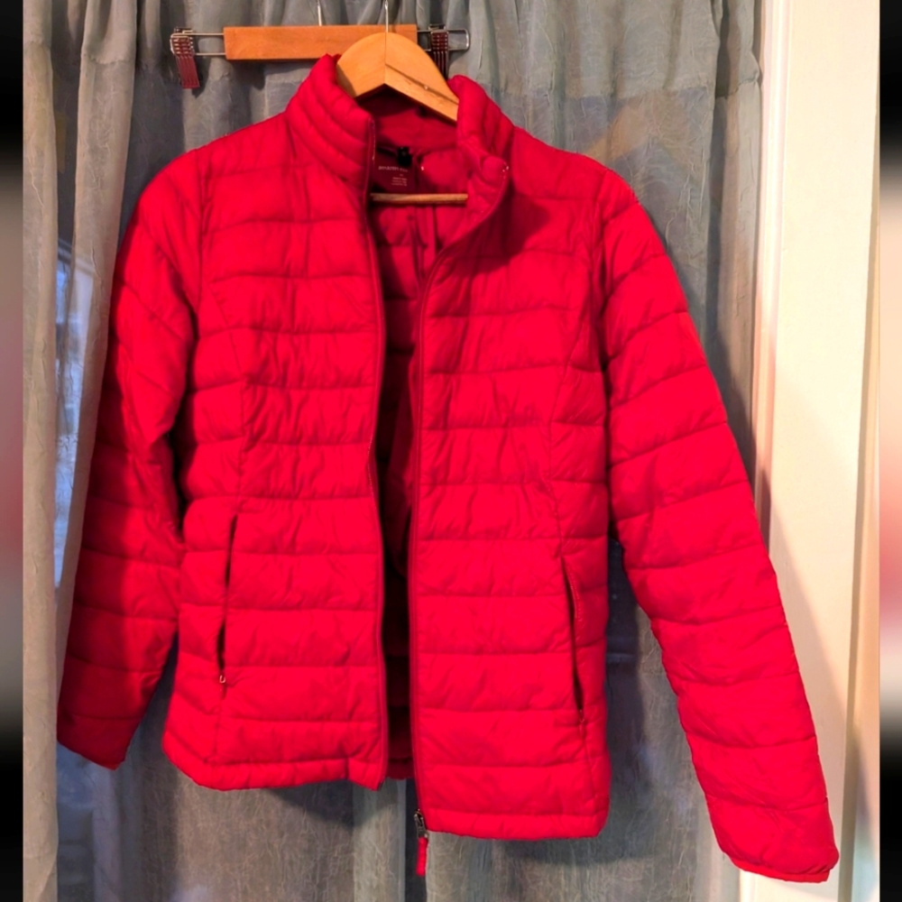 Amazon Essentials Red Puffer Jacket with Stand-Up Collar
